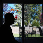 Os pacientes ficam sem o tratamento necessário depois que a paralisação do governo interrompe um programa de telessaúde