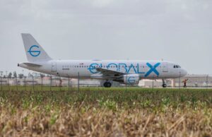 Outra metade americana e jovens para se auto-deportar para manter a casa uns com os outros Outra metade americana e jovens para se auto-deportar para manter a casa uns com os outros