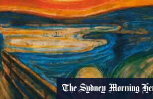 Outros roubos de arte descarados, como o roubo de joias do Louvre Homens mascarados entraram na Galeria Apollo, no Louvre, depois de usarem uma escada extensível montada em uma van.