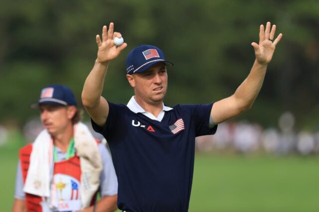 PGA of America Empregador minúsculas os hábitos dos seguidores na Bethpage Black 

