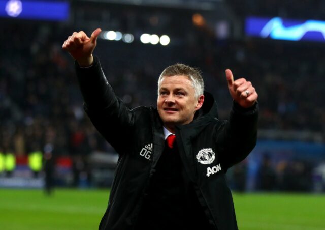O técnico do Besiktas, Ole Gunnar Solskjaer, fala à mídia.