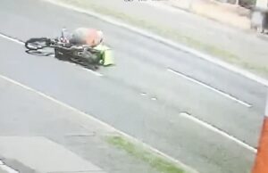 Pedestres gravemente feridos após ser atingido pelo motorista de entrega de alimentos de Sydney Crash Vale Manly