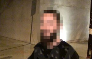 Pense que esta celebridade multi-talentosa é! 092525_jared_leto_guess_who_kal