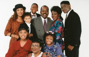 Podcast de releitura de ‘Problemas para membros da família’, co-apresentado por duas estrelas da comédia favorita dos fãs dos anos 90, lançado no iHeartPodcasts Podcast de releitura de 'Problemas para membros da família', co-apresentado por duas estrelas da comédia favorita dos fãs dos anos 90, lançado no iHeartPodcasts