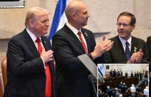Presidente Trump aclamado como um ‘colosso’ e ‘gigante da história judaica’ durante discurso no parlamento israelense Presidente Trump aclamado como um 'colosso' e 'gigante da história judaica' durante discurso no parlamento israelense