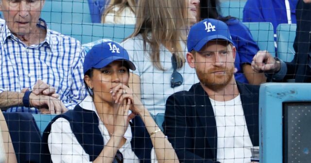 Príncipe Real Harry e Meghan Markle Joy Dodgers no Globe Gettyimages-2243888161616-Megan.jng.