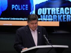 Pritzker alerta Trump federalizará a Guarda Nacional ‘nas próximas horas’ Pritzker alerta Trump federalizará a Guarda Nacional 'nas próximas horas'