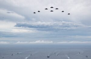 Programa de fotos dos Estados Unidos e aliados hospedando jogos de batalha perto da China Programa de fotos dos Estados Unidos e aliados hospedando jogos de batalha perto da China