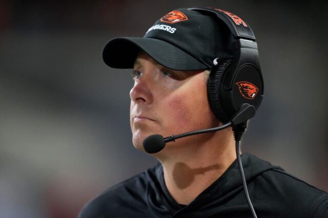 Head coach Trent Bray of the Oregon State Beavers