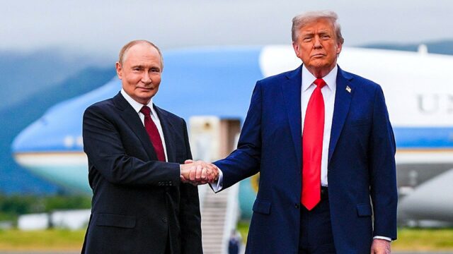 Putin elogia os esforços de paz de Trump como "realmente fazendo muito" para resolver crises e conflitos globais

