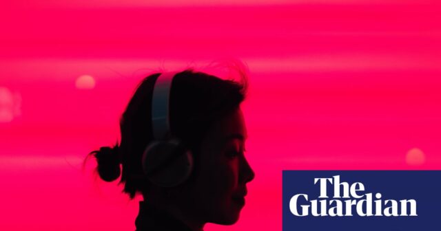 Quando a bolha da IA ​​se destacar, todos nós experimentaremos. Isso poderia ser muito melhor do que permitir que ela se expandisse sem mitigação? 

