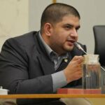 Rajiv Nasdem convocado pela KPK como testemunha em suposto caso de corrupção de CSR BI-OJK
