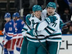 Rangers perdem para o humilde Sharks na prorrogação e permanecem sem vitória em Garden Rangers perdem para o humilde Sharks na prorrogação e permanecem sem vitória em Garden