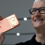 Receita de serviços da Apple aumenta 15% para atingir novo recorde no trimestre de setembro, vendas de iPhone aquém das previsões, mas Cook promete boom no final do ano