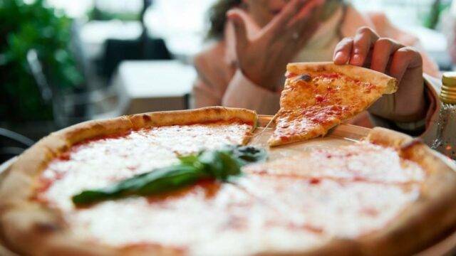 Rede de pizzarias favorita de 49 anos solicita insolvência da Rede de pizzarias favorita de 49 anos solicita insolvência da Fase 11