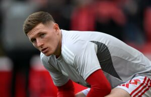 Registro: Masculino Utd descobre preço para opção de Carlos Baleba, Ineos pode precisar se mudar rapidamente ícone de correio