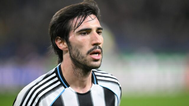 Relatórios de transferência, informações: Milan espera retorno de Tonali viável 

