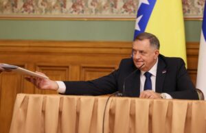 República Sérvia da Bósnia nomeia chefe de estado interino e sela a separação de Dodik da postagem no blog Yahoo news home