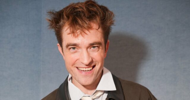 Robert Pattinson jorra sobre o seu e Sukis fofo filha infantil