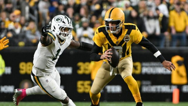 Rodgers lança estrelas do GB em casa, mesmo no jogo Rodgers lança estrelas do GB em casa, mesmo no jogo