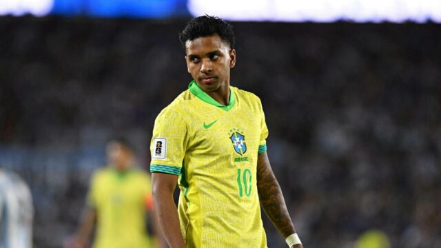 Rodrygo agradece o retorno do Brasil após etapa 'difícil' 

