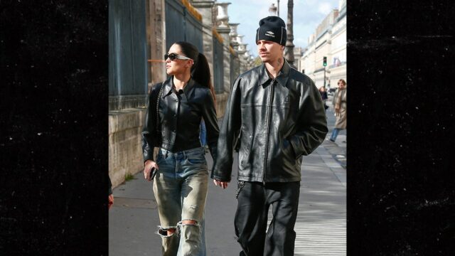 Romeo Beckham e Kim Turnbull de mãos dadas em Paris Romeo-Beckham-Kim-Turnbull-mega-2