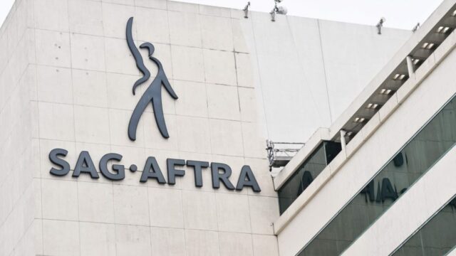 SAG-AFTRA lança contrato vertical para microdramas 

