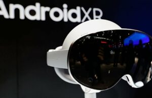 Samsungs Task Moohan vs Apple Vision Pro: como as especificações relatadas contrastam fone de ouvido apple vision pro em exibição