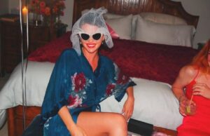 Selena Gomez expõe que deixou seu evento de casamento ‘um pouco mais cedo do que muitas’ nas fotos do BTS Um momento sincero de Selena Gomez no dia do casamento.