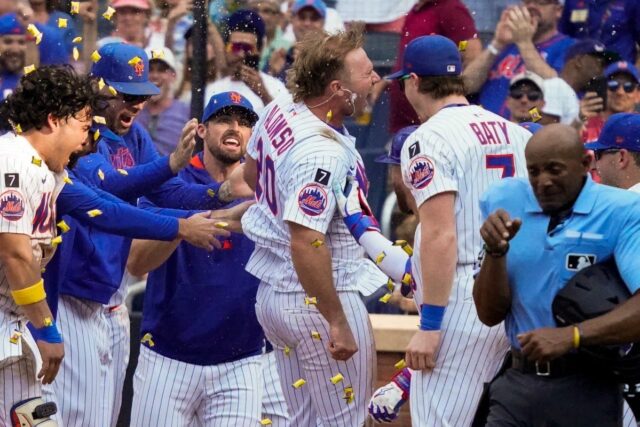 Será que o concorrente do NL East poderia roubar o Será que o concorrente do NL East poderia roubar o 'amado' Pete Alonso do Mets?