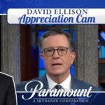Stephen Colbert proclama seu amor pelo CEO da Paramount, David Ellison: 'Isso deveria dar aos Estados Unidos um par por muito mais meses' |