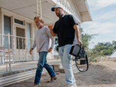 Stephen Dorff e Dean Norris juntam-se a Cole Sprouse em ‘Elastic Hearts’ como Manufacturing Nears Cover (EXCLUSIVO) Stephen Dorff e Dean Norris juntam-se a Cole Sprouse em 'Elastic Hearts' como Manufacturing Nears Cover (EXCLUSIVO)