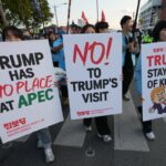 Sul-coreanos lançam manifestação anti-Trump ao ar livre em seu resort