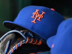 Super Star do Mets obtém estimativa de contrato de US$ 88 milhões em 4 anos New York Mets hat