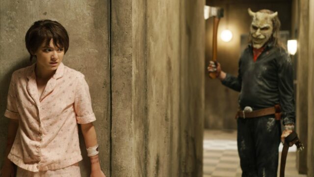 Supervisor de 'Black Phone 2', Scott Derrickson, em sequências perfeitas e assustadoras, tornando a escola secundária aterrorizante e suas idéias sobre 'Black Phone 3' 

