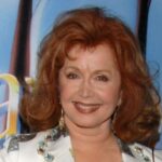 Estrelas que venceram o câncer de mama Julia Louis-Dreyfus Cynthia Nixon e mais p