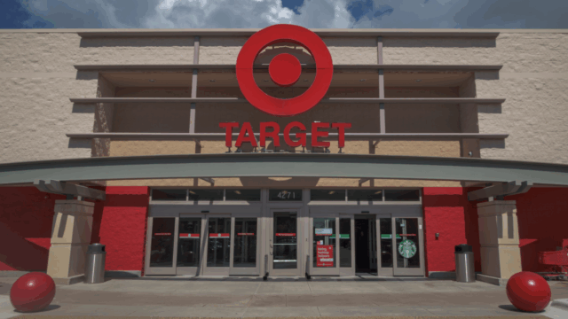Target acaba de anunciar sua promoção antecipada na Black Friday Target acaba de anunciar sua promoção antecipada na Black Friday