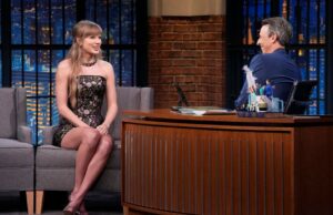 Taylor Swift assume o controle de ‘Late Evening with Seth Meyers’: boas-vindas à celebração do casamento, histórias de ‘Life of a Showgirl’ e introdução fracassada de Travis Kelce a Greta Gerwig Taylor Swift assume o controle de 'Late Evening with Seth Meyers': boas-vindas à celebração do casamento, histórias de 'Life of a Showgirl' e introdução fracassada de Travis Kelce a Greta Gerwig