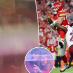 Taylor Swift desmaia adoravelmente por Travis Kelce quando ele atinge um marco na carreira no jogo Chiefs vs Commanders