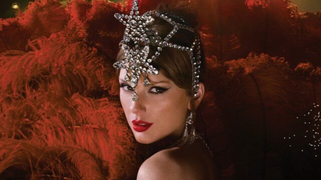 Taylor Swift vende 2,7 milhões de duplicatas de 'The Life of a Showgirl' no dia 1-Atualmente, a segunda melhor contagem da primeira semana de um CD em segundo plano 

