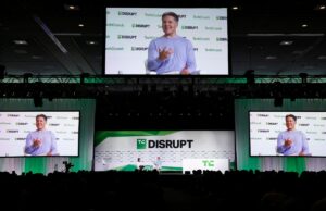 TechCrunch Disrupt 2025: exatamente como ver Vinod Khosla, Netflix, Slate Car e Start-up Combat zone Editor-in-Chief & GM of TechCrunch, and Roelof Botha speak onstage during day one of TechCrunch Disrupt 2025 at Moscone Center on October 27, 2025 in San Francisco