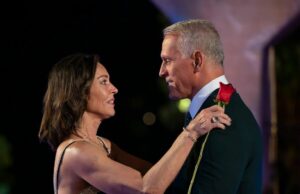 ‘The Golden Bachelor’ Mel Owens analisa a remoção de cidades natais: ‘Eu tinha um vínculo mais profundo com outra pessoa’ 'The Golden Bachelor' Mel Owens analisa a remoção de cidades natais: 'Eu tinha um vínculo mais profundo com outra pessoa'