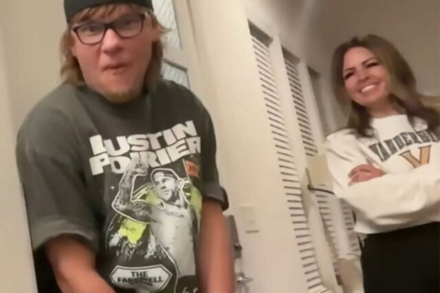 Theo Von se aproxima da mãe de Diego Pavia durante Theo Von se aproxima da mãe de Diego Pavia durante a entrevista de Vanderbilt QB em ‘Nightcap’