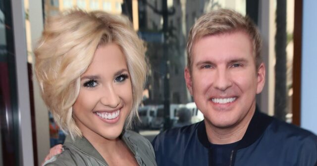 GetTyImages-978428946 Todd Chrisley não era a favor de Savannah exibindo seu drama familiar.jpg