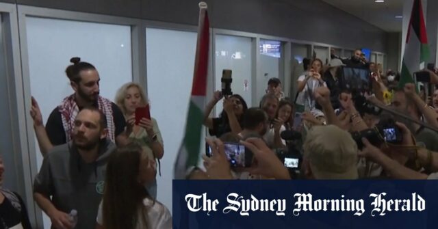 Todos os australianos a bordo da flotilha de Gaza foram deportados

