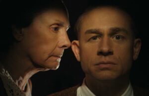 Transmite ou pule: ‘Monster: The Ed Gein Story’ On Netflix, sobre o serial killer que inspirou vários filmes de terror clássicos Transmite ou pule: 'Monster: The Ed Gein Story' On Netflix, sobre o serial killer que inspirou vários filmes de terror clássicos