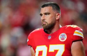 Travis Kelce envia advertência de Patrick Mahomes à NFL após a vitória dos Chiefs Kansas City Chiefs tight end Travis Kelce.