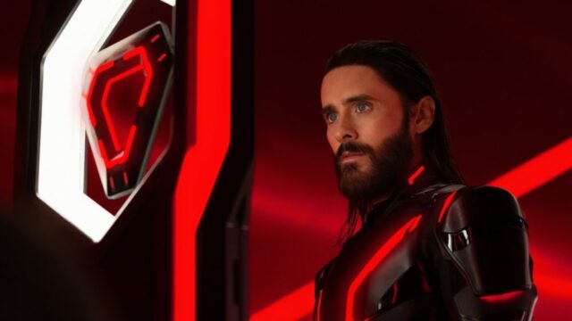 'Tron: Ares' Avaliação: a atualização de buggy da Disney apresenta Jared Leto como uma IA determinada a entrar na vida real 

