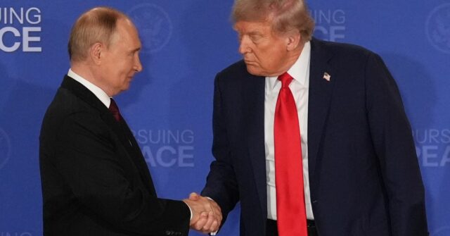 Trump anuncia encontro com Putin após longo telefonema

