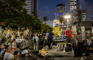 ‘Trump declara que a ‘guerra acabou’ enquanto famílias aguardam o retorno dos reféns 'Trump declara que a 'guerra acabou' enquanto famílias aguardam o retorno dos reféns